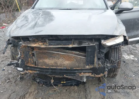 2019 Hyundai Santa Fe Se from USA, damaged, VIN 5NMS2CAD6KH016874